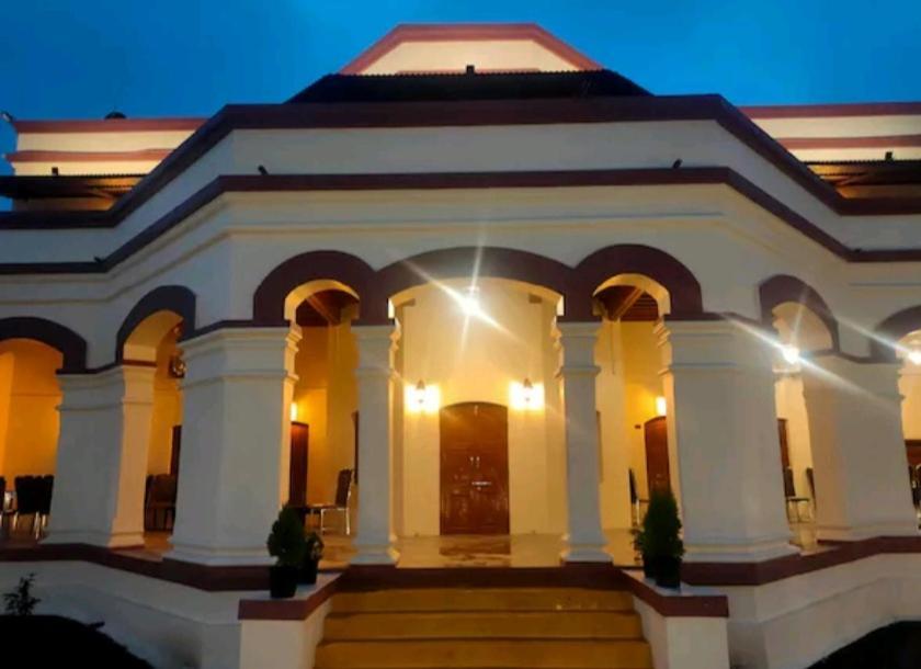 Hotel Ashirwad Dzsunagadh Kültér fotó